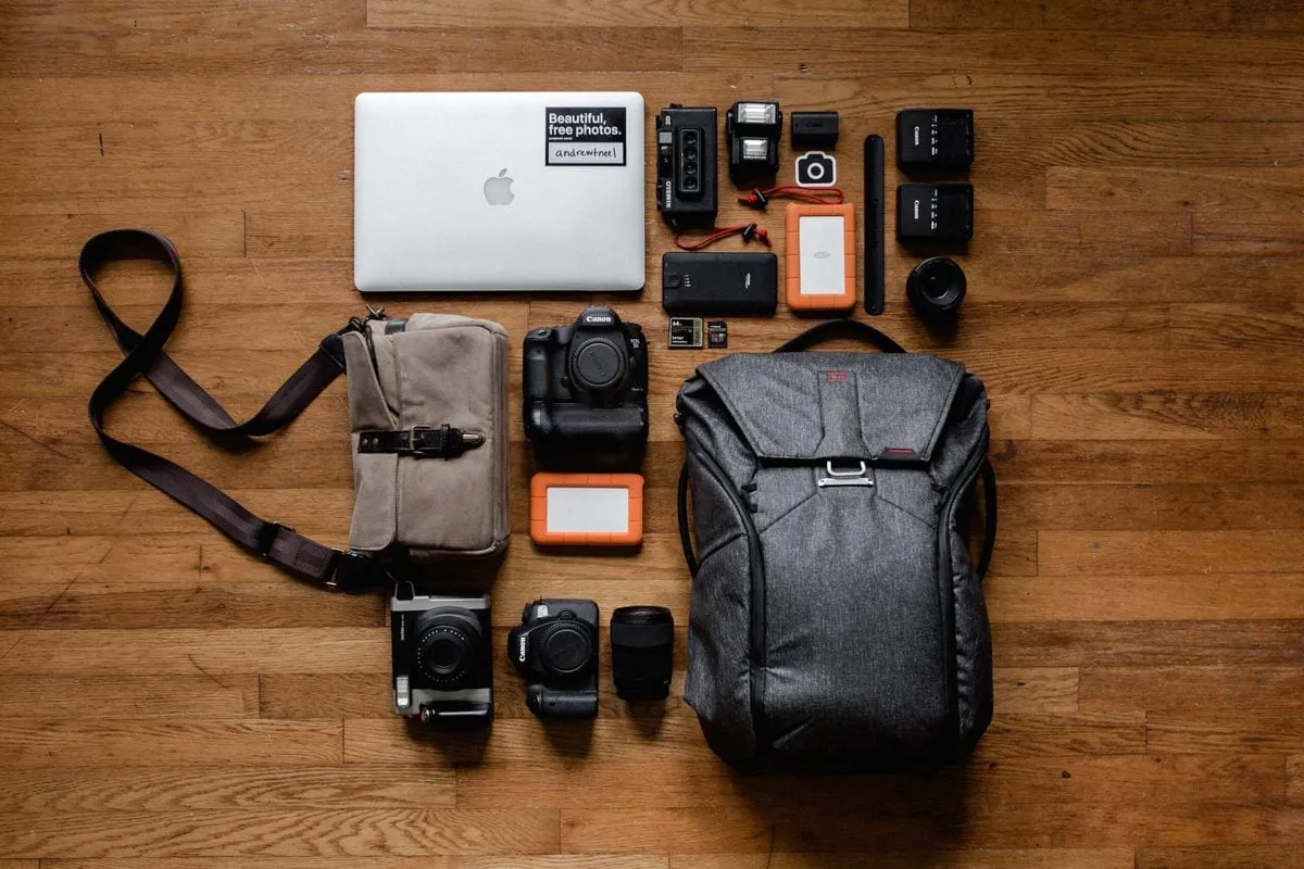 You are currently viewing 13 Photographer’s gadgets: What Every Photographer Needs to Take Great Shots
